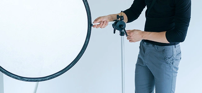 How to Photograph Reflective Products for eCommerce- Best DIY Tips 7 Use-a-Tripod